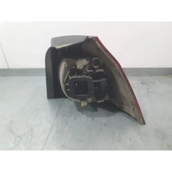Piloto Trasero Izquierdo Exterior para Volkswagen Golf V (1K1)