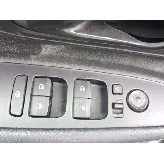 Mando Elevalunas Delantero Izquierdo para Hyundai Bayon (Bc3)