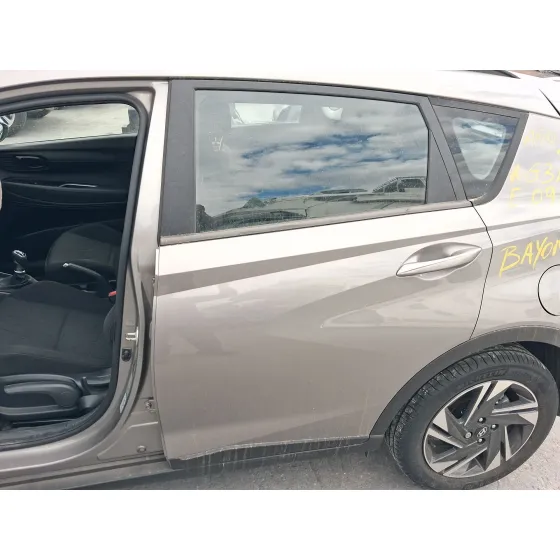 Puerta Trasera Izquierda para Hyundai Bayon (Bc3)