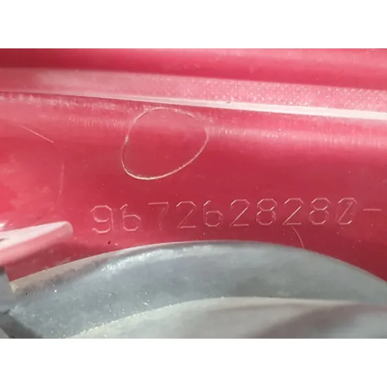 Piloto Trasero Izquierdo para Peugeot 208 I (Ca_, Cc_)