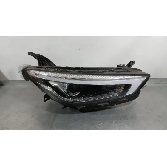 Faro Derecho para Mg Zs Suv (Azs1)