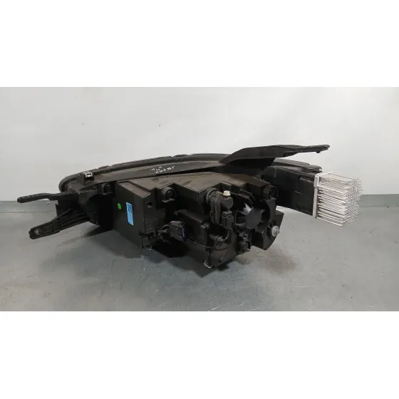 Faro Derecho para Mg Zs Suv (Azs1)