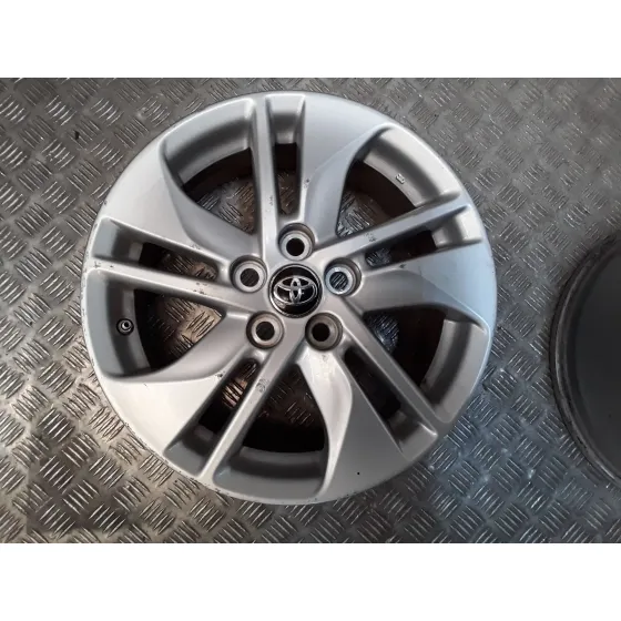 Juego Llantas Aluminio para Toyota Yaris (_P21_, _Pa1_, _Ph1_)
