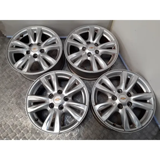 Juego Llantas Aluminio para Chevrolet Cruze Hatchback (J305)