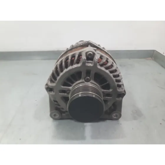 Alternador para Nissan Juke (F15)