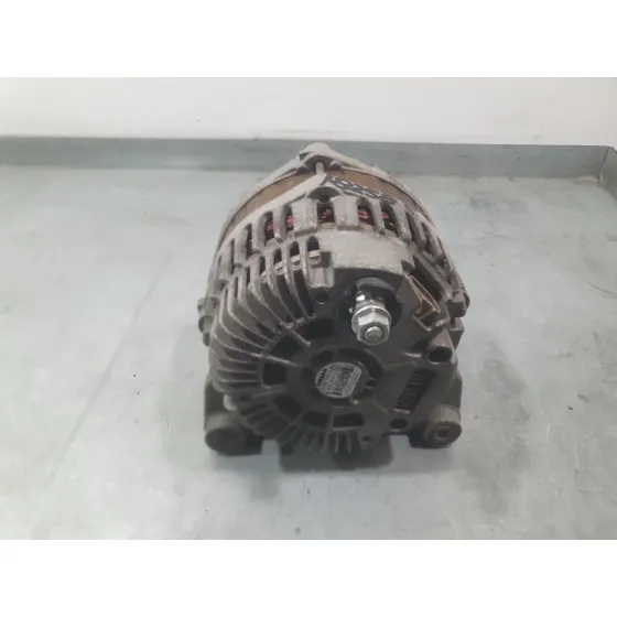 Alternador para Nissan Juke (F15)