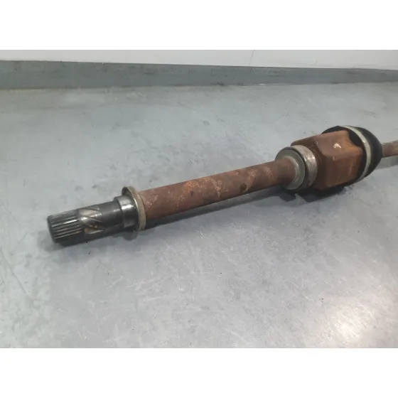 Transmision Delantera Derecha para Nissan Juke (F15)