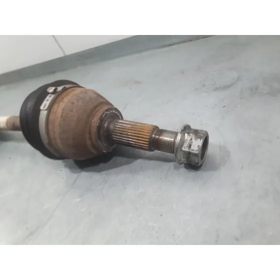 Transmision Delantera Derecha para Nissan Juke (F15)