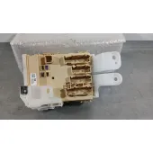 Caja Reles / Fusibles para Toyota Auris (_E18_)
