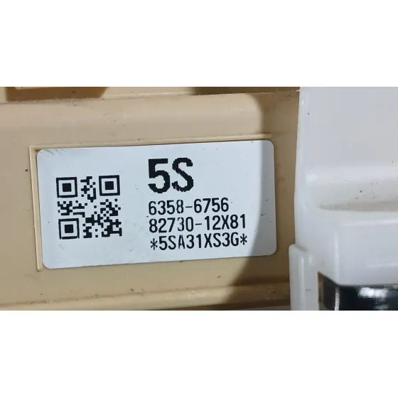 Caja Reles / Fusibles para Toyota Auris (_E18_)