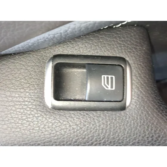Mando Elevalunas Delantero Derecho para Mercedes-Benz Cla Shooting Brake (X117)