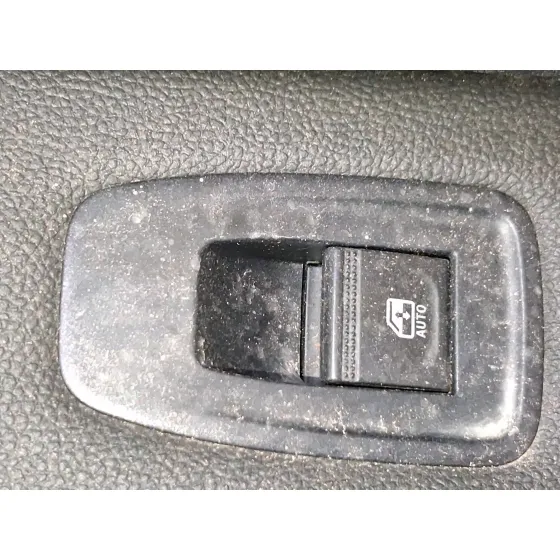 Mando Elevalunas Delantero Derecho para Renault Clio V (B7_)