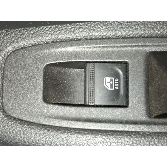 Mando Elevalunas Trasero Derecho para Renault Clio V (B7_)