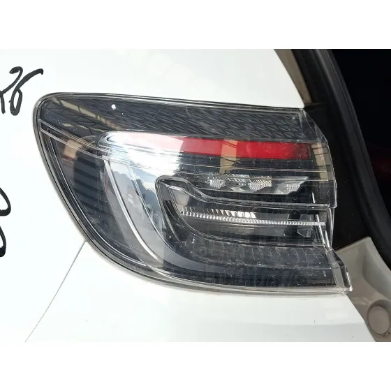 Piloto Trasero Izquierdo Exterior para Renault Clio V (B7_)