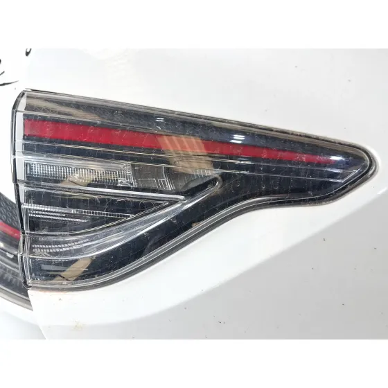 Piloto Trasero Izquierdo Interior para Renault Clio V (B7_)