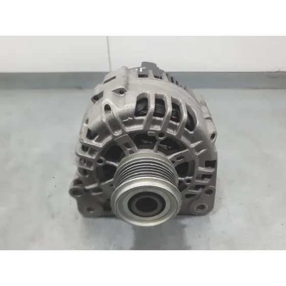 Alternador para Volkswagen Golf V (1K1)