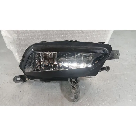 Faro Antiniebla Derecho para Opel Astra K (B16)