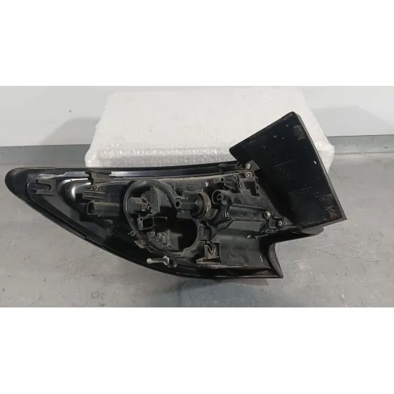 Piloto Trasero Derecho Exterior para Opel Astra K (B16)