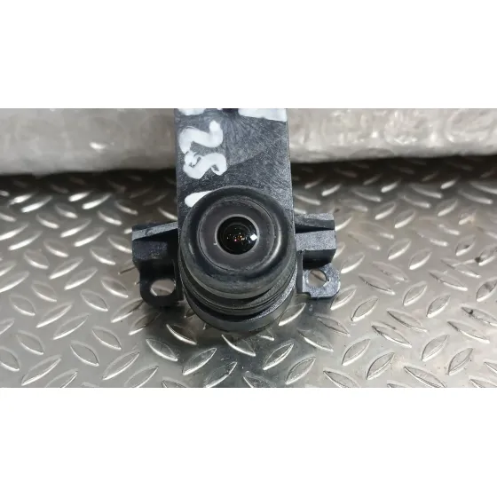 Camara Vision Trasera para Tesla Model Y