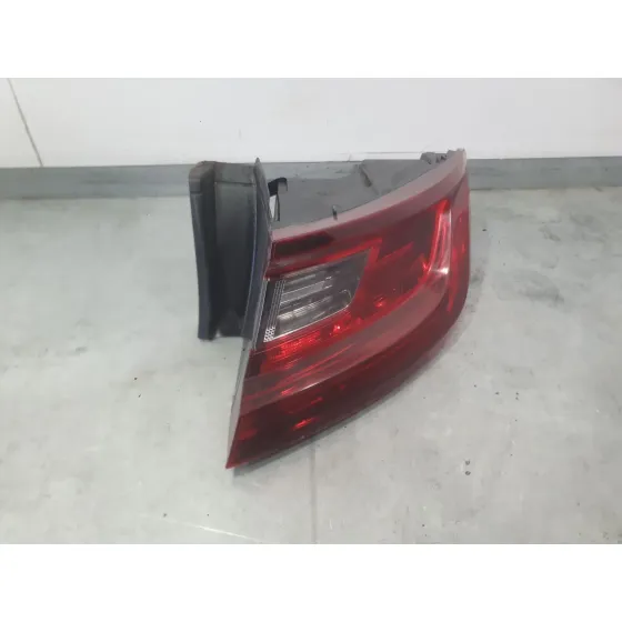Piloto Trasero Derecho Exterior para Renault Megane Iv Hatchback (B9A/M/N_)