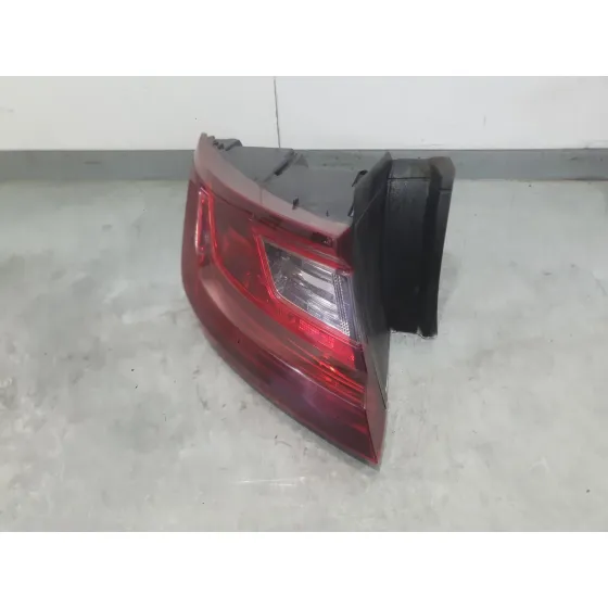Piloto Trasero Izquierdo Exterior para Renault Megane Iv Hatchback (B9A/M/N_)