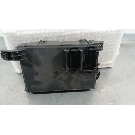 Caja Reles / Fusibles para Opel Corsa D (S07)