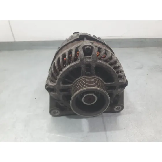 Alternador para Nissan Juke (F15)