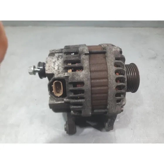 Alternador para Nissan Juke (F15)