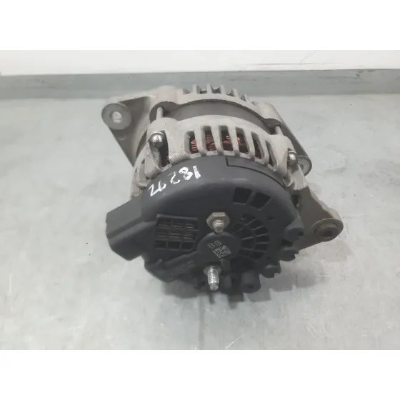 Alternador para Opel Astra J Sports Tourer (P10)