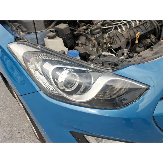 Faro Derecho para Hyundai I30 (Gd)