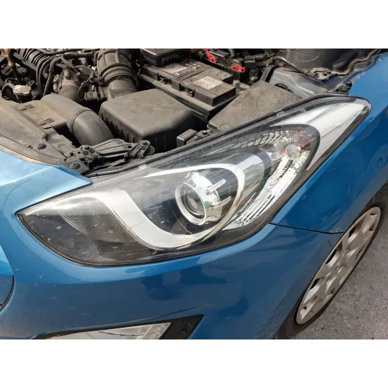 Faro Izquierdo para Hyundai I30 (Gd)