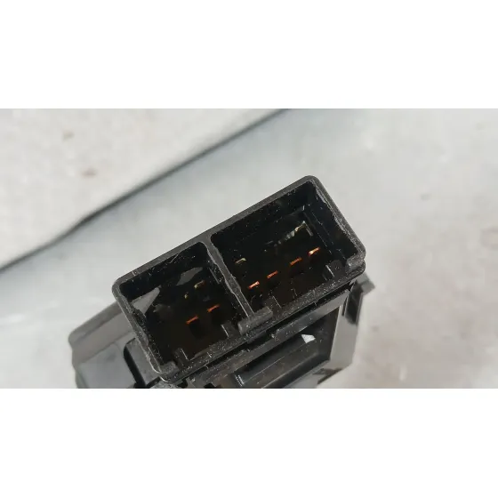 Mando Limpia para Toyota Prius (Hw2)