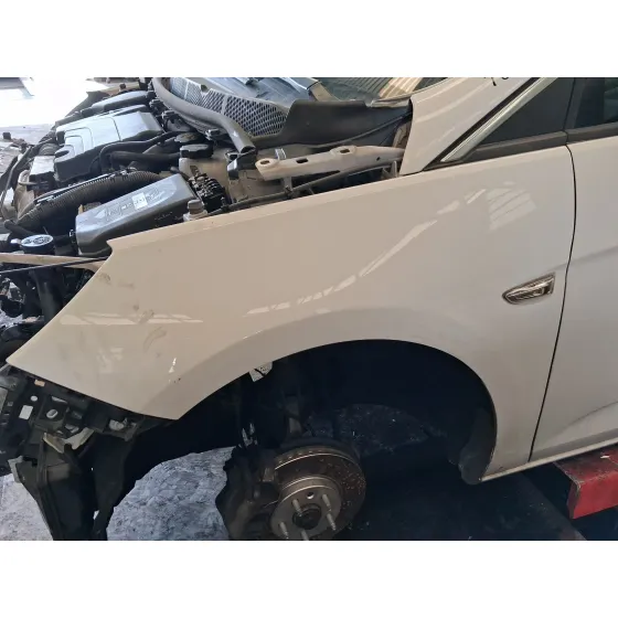 Aleta Delantera Izquierda para Opel Astra K (B16)