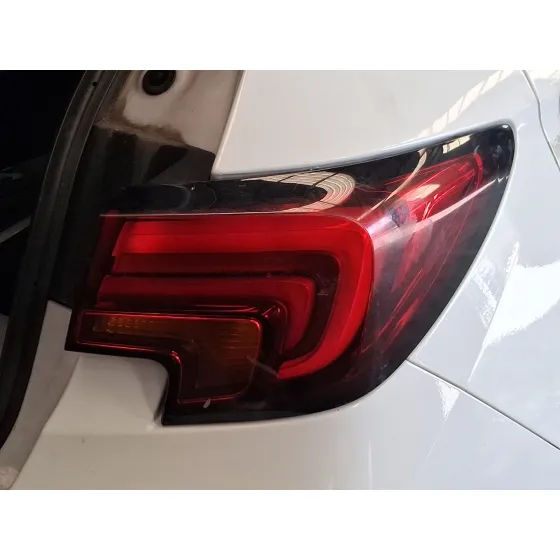 Piloto Trasero Derecho Exterior para Opel Astra K (B16)