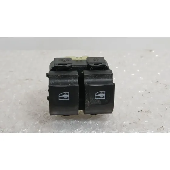 Mando Elevalunas Delantero Izquierdo para Dacia Sandero Iii
