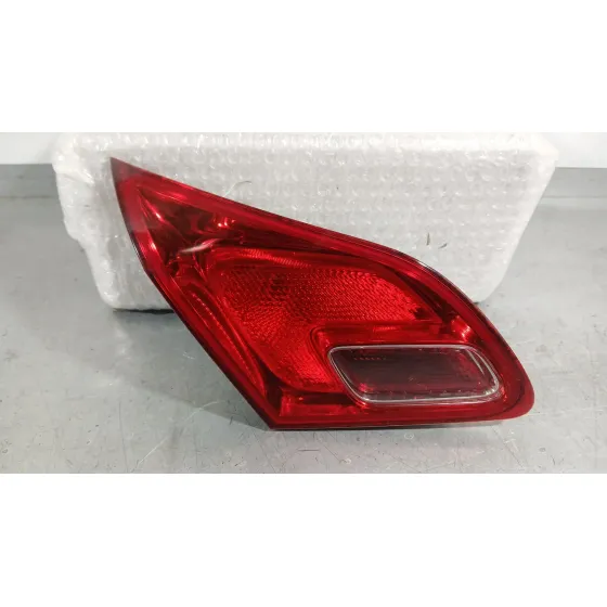 Piloto Trasero Izquierdo Interior para Opel Astra J (P10)