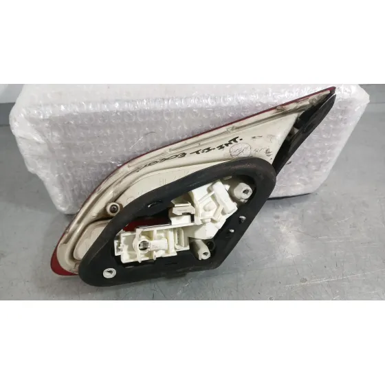 Piloto Trasero Izquierdo Interior para Opel Astra J (P10)
