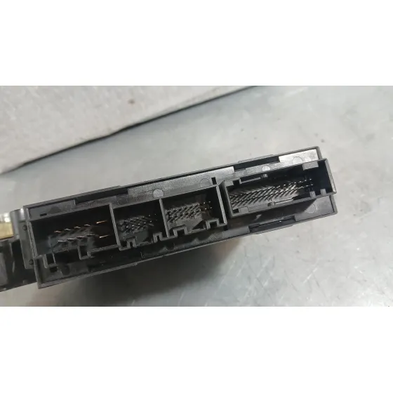 Motor Elevalunas Delantero Izquierdo para Seat Exeo (3R2)