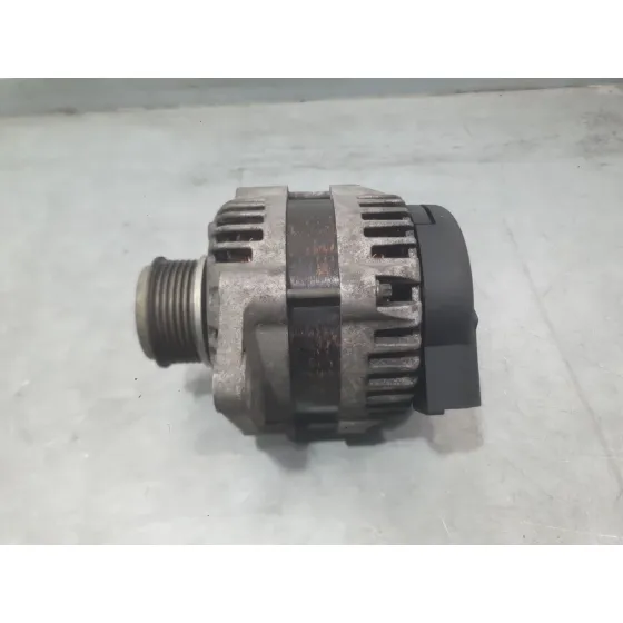 Alternador para Opel Astra J (P10)