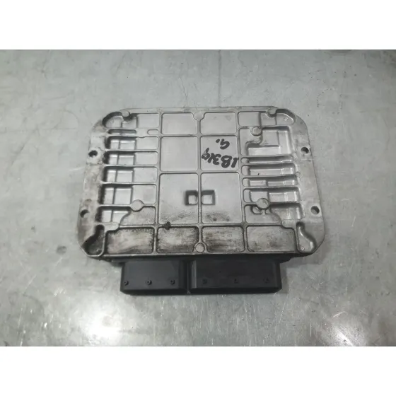 Centralita Motor Uce para Opel Astra J (P10)