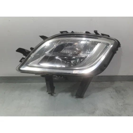 Faro Antiniebla Izquierdo para Opel Astra J (P10)