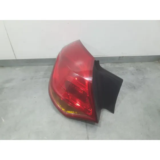 Piloto Trasero Izquierdo Exterior para Opel Astra J (P10)