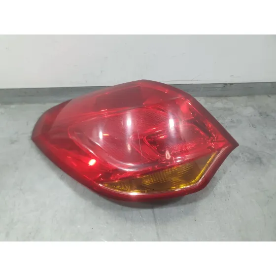 Piloto Trasero Izquierdo Exterior para Opel Astra J (P10)