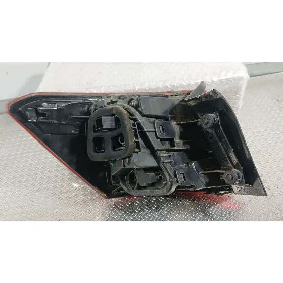 Piloto Trasero Derecho Exterior para Seat Arona (Kj7, Kjp)