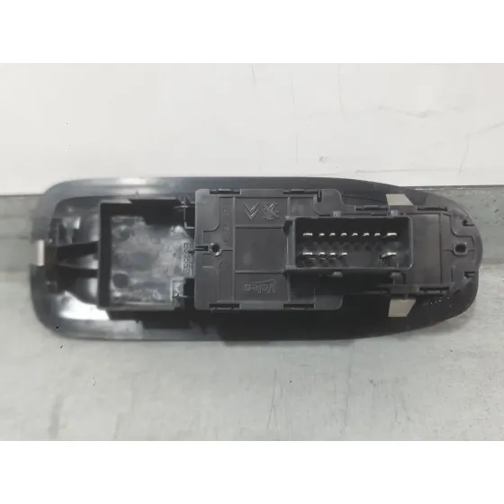 Mando Elevalunas Delantero Izquierdo para Peugeot 2008 I (Cu_)
