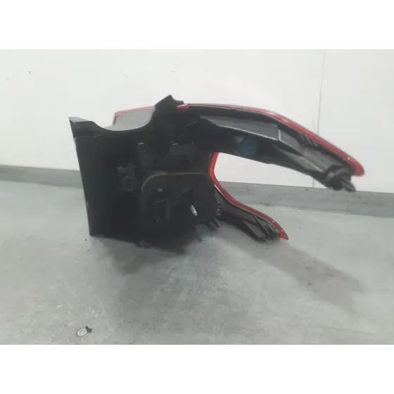 Piloto Trasero Izquierdo Exterior para Peugeot 2008 I (Cu_)