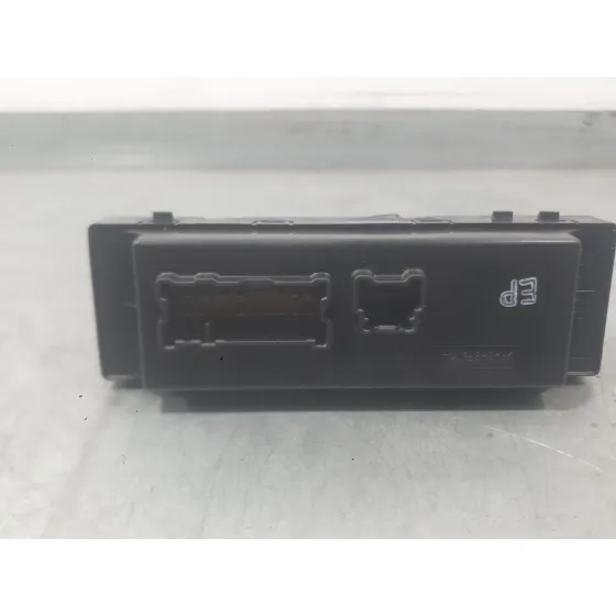 Mando Elevalunas Delantero Izquierdo para Nissan Qashqai Ii (J11, J11_)