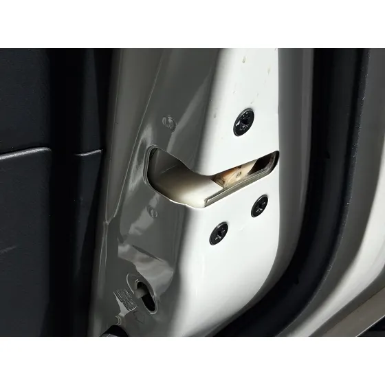 Cerradura Puerta Trasera Derecha para Mazda 3 (Bm, Bn)