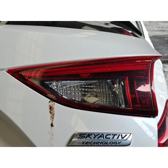 Piloto Trasero Derecho Interior para Mazda 3 (Bm, Bn)