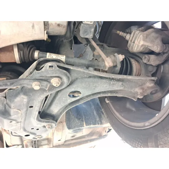 Brazo Suspension Inferior Delantero Izquierdo para Peugeot 2008 I (Cu_)